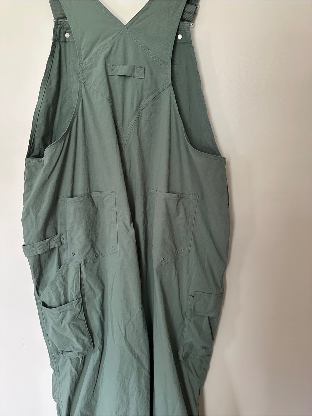 Duluth Women’s Gardening Overalls, size XXL, Long Pants, Olive Green, Outdoor - Picture 7 of 8